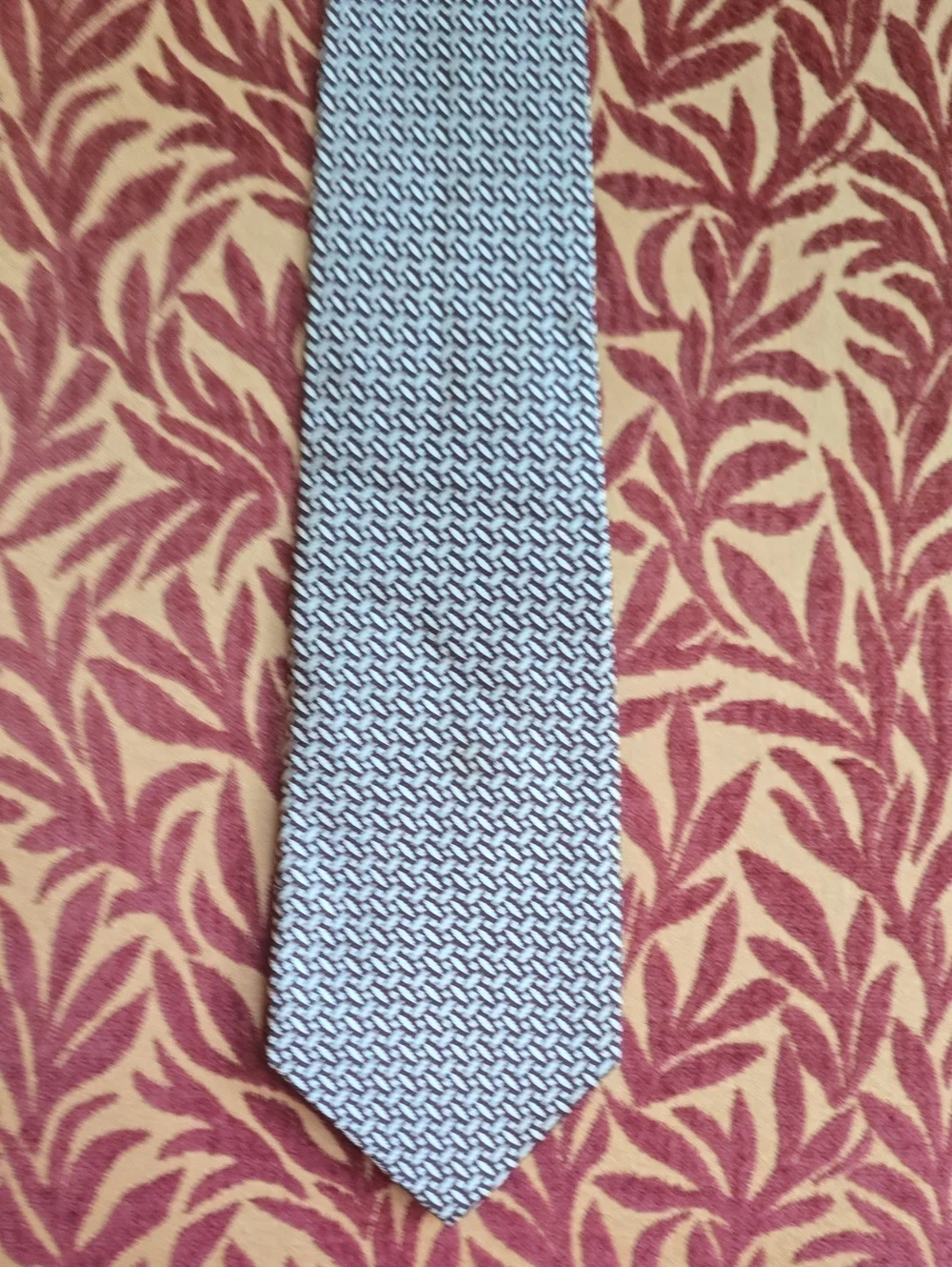 Men's Brown & Cream Micro-Pattern Tie